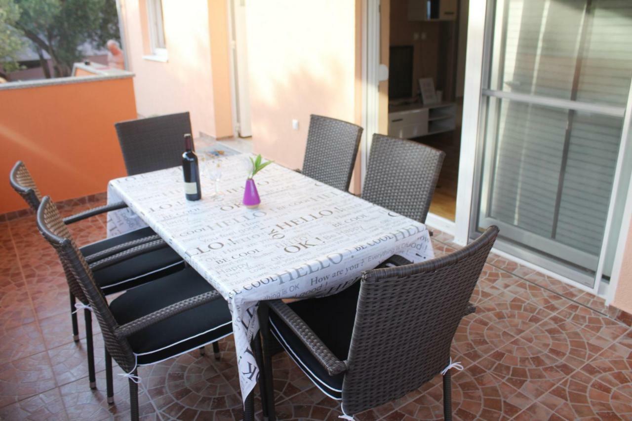 Apartman Dora Sukosan Exterior photo